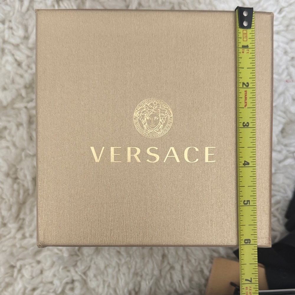 Versace Gold Gift Box - Picture 2 of 4